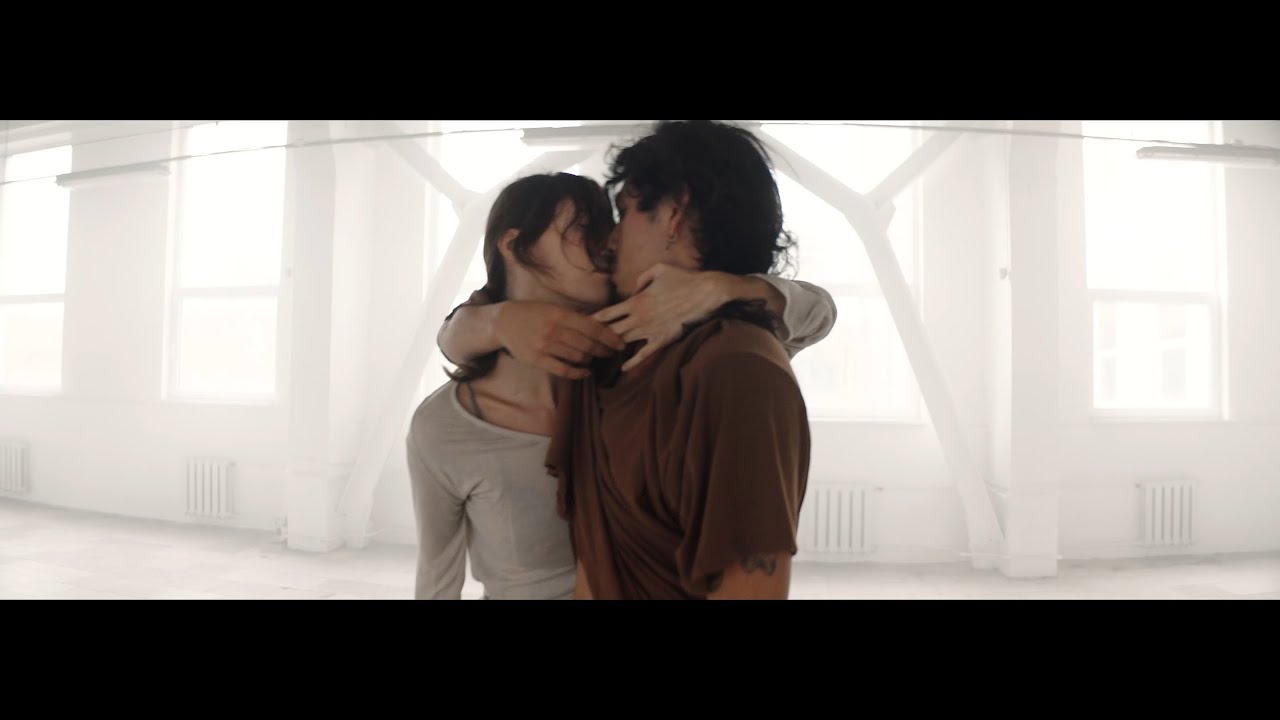 kamanių šilelis - Aš Bijau Mp3 Atsisiųsti