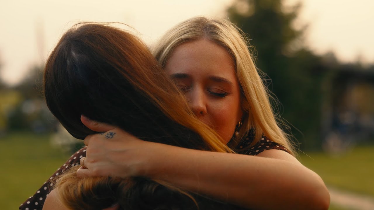 Monika Marija - Ten, kur užaugom Mp3 Atsisiųsti