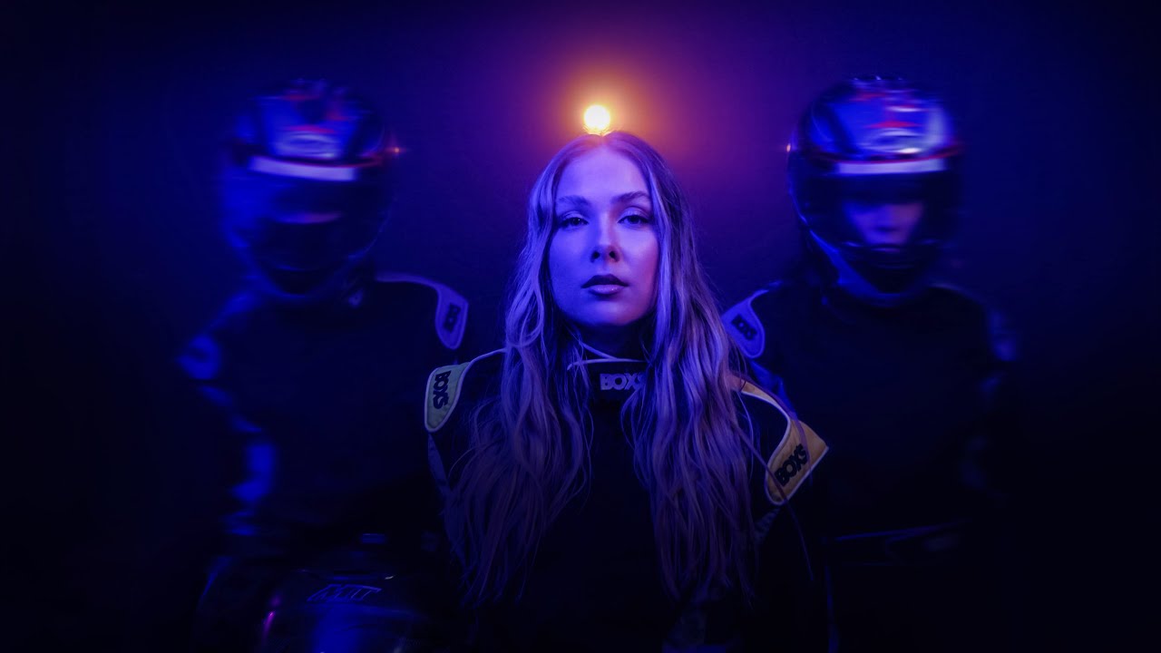 Paulina Paukštaitytė – Bučiuok Mp3 Atsisiųsti