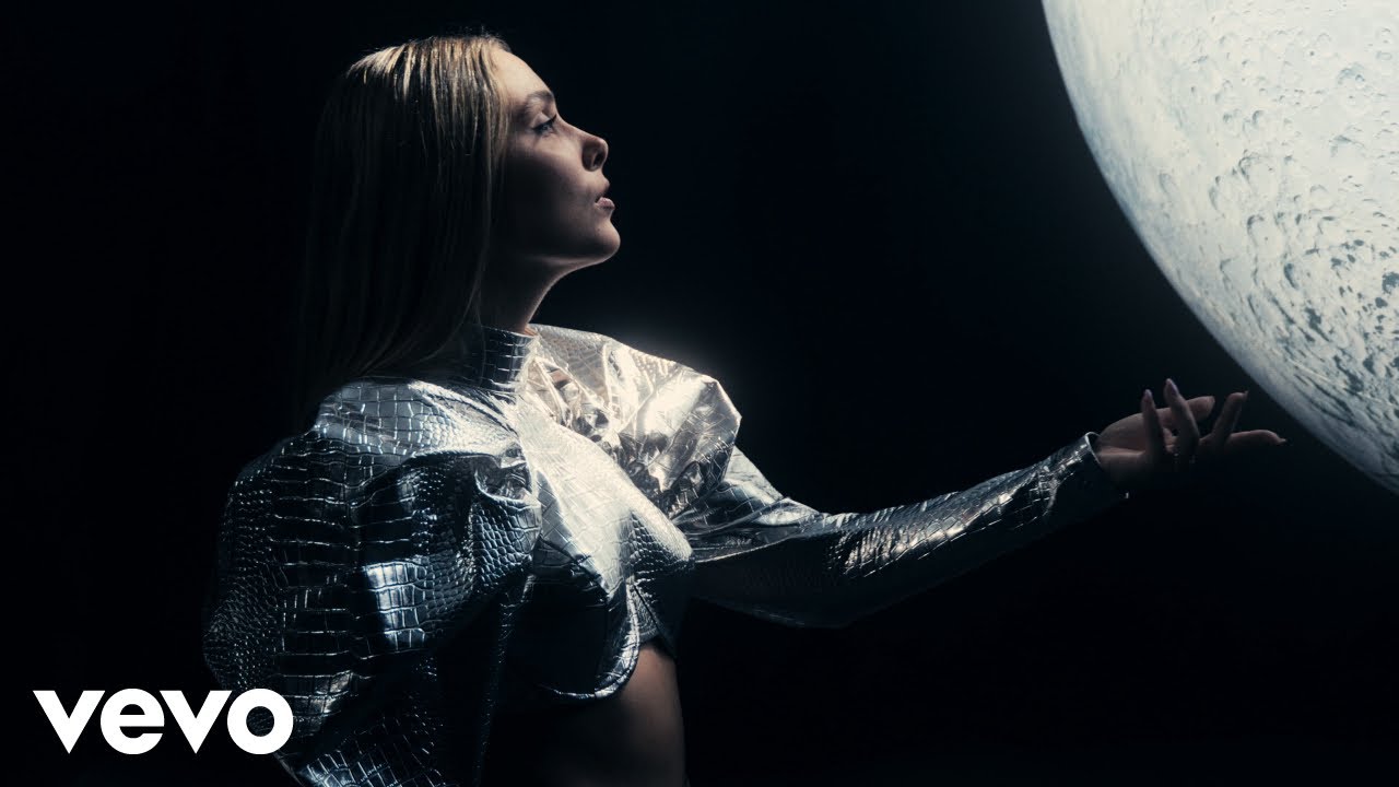 Paulina Paukštaitytė - Jei Gyvenčiau Mėnuly Mp3 Atsisiųsti