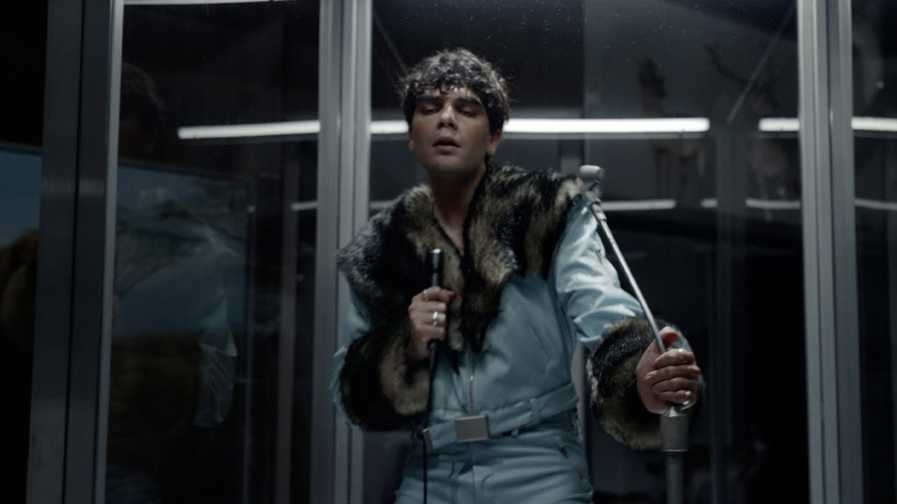 Rokas Yan - Nebeliko Nieko Mp3 Atsisiųsti